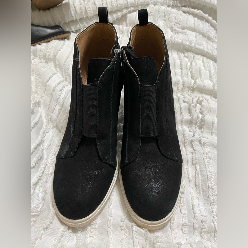 Linea Paolo Black Tennis Shoe Booties Gem